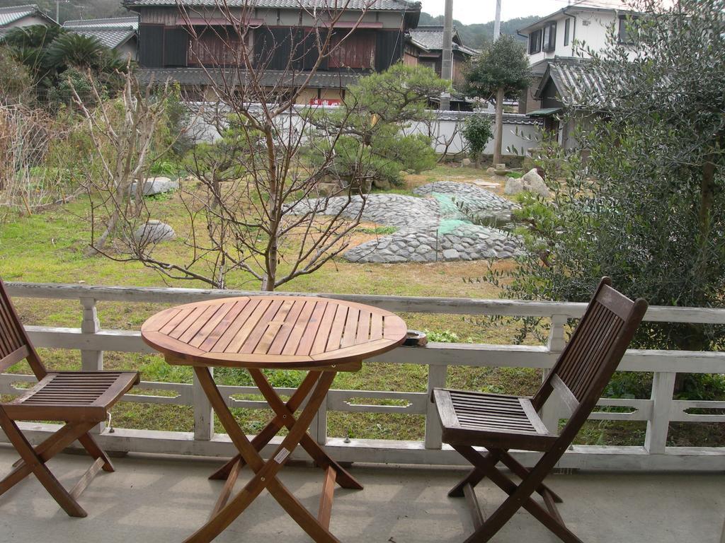 Guest House Oomiyake Naoshima Chambre photo