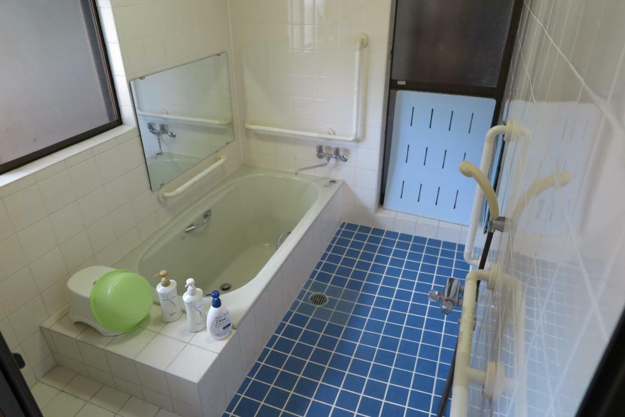 Guest House Oomiyake Naoshima Extérieur photo